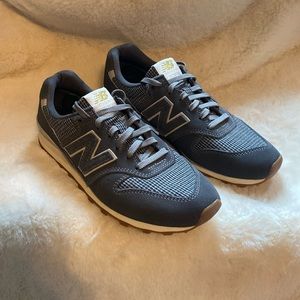 New Balance 996 Gray Houndstooth Sneakers Womens Size 8